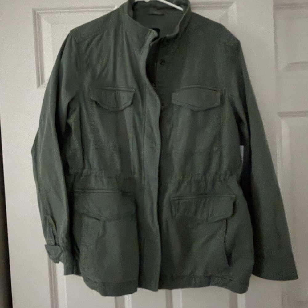 GAP Women's Utility Jacket in Green